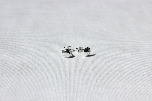 Shell Studs