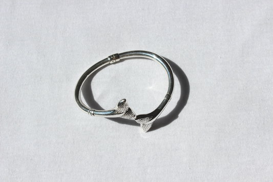 Whale Tail Bangle